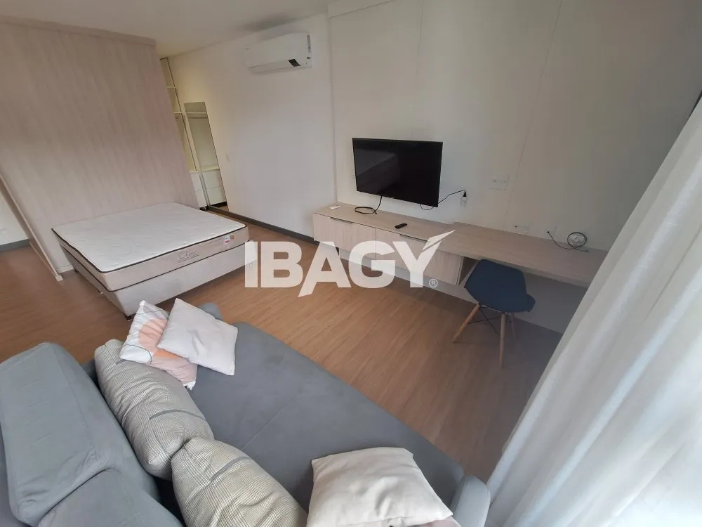Furnished 1-bedroom apartment with parking space — photo 6