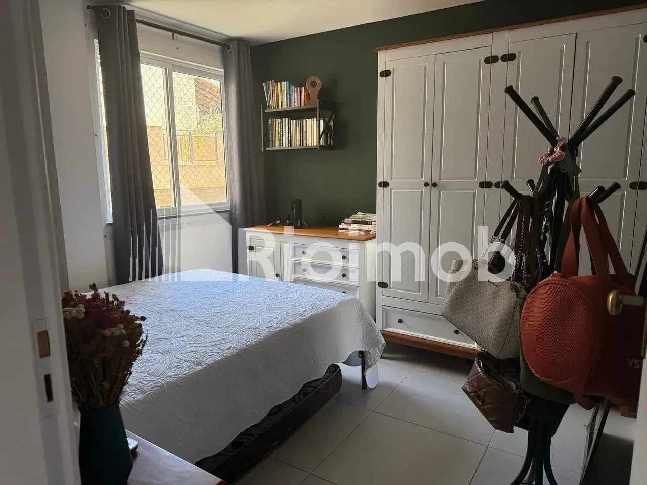 Furnished apartment with 3 bedrooms and balcony — photo 2