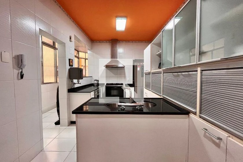 3-bedroom apartment with 301 m² and no parking — photo 29