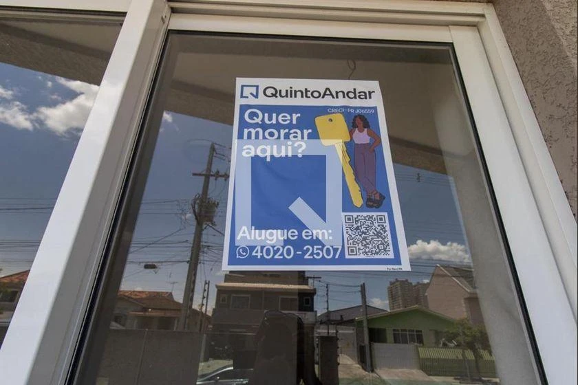 2-bedroom apartment with a walk-in closet in Curitiba — photo 37