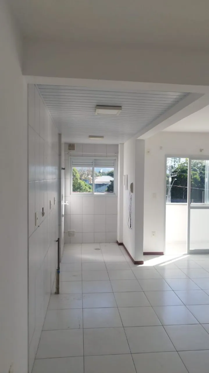 Rental apartment with 2 bedrooms and a balcony — photo 10