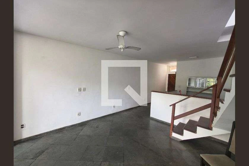 Condominium townhouse with 2 bedrooms and balcony — photo 24