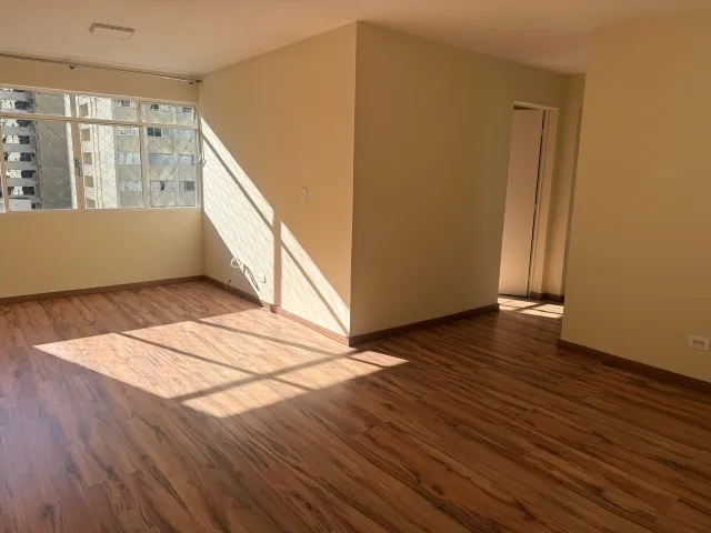 2-bedroom, 2-bath apartment with no parking space — photo 7