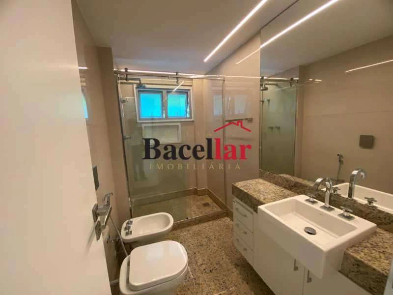 Apartamento con 4 suites y 229 m² con cocina cerrada — photo 13
