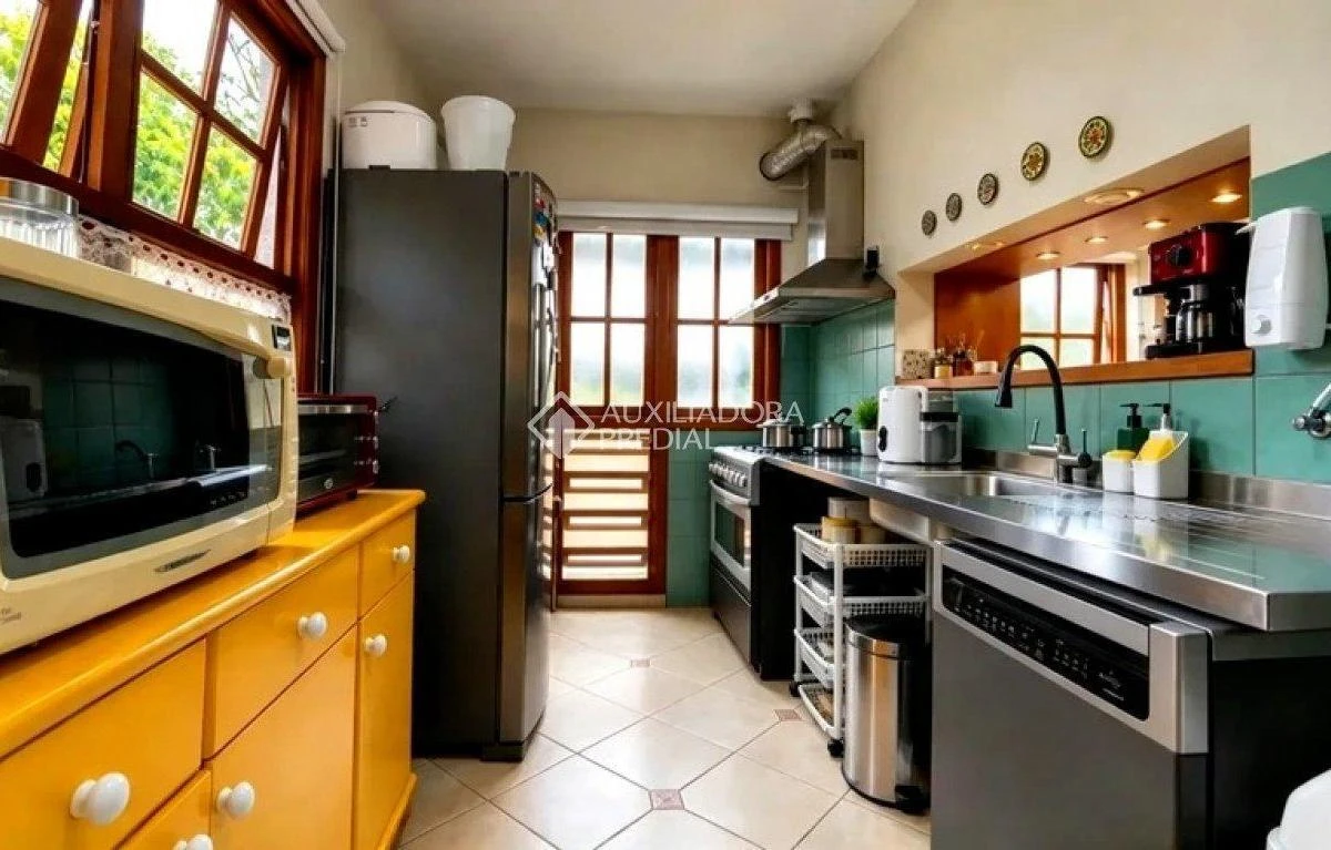 Furnished house, 240 m², with a dishwasher — photo 2