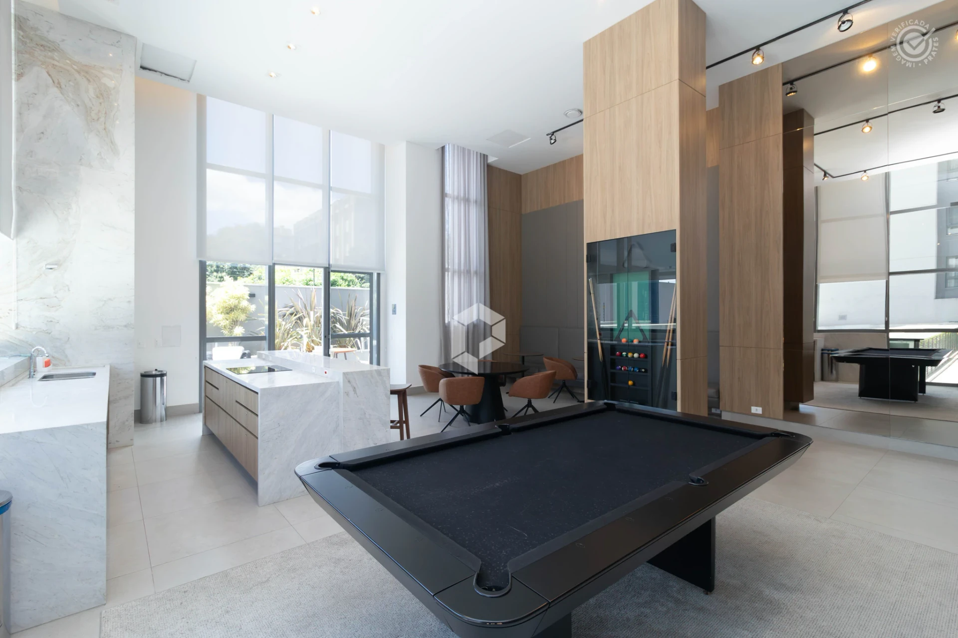 Furnished apartment, 95 m², with a washing machine — photo 27