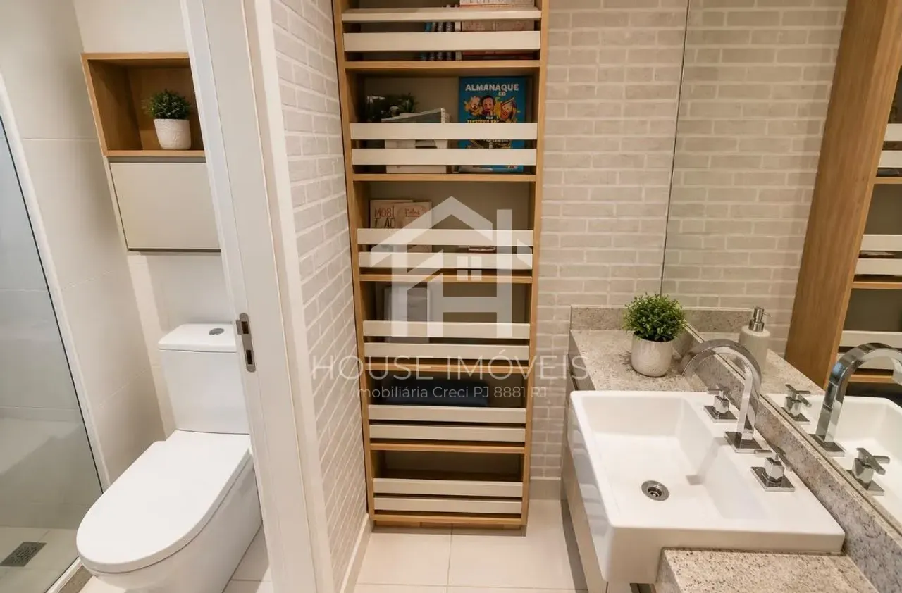 3-bedroom apartment with 5 bathrooms and a glass balcony — photo 15