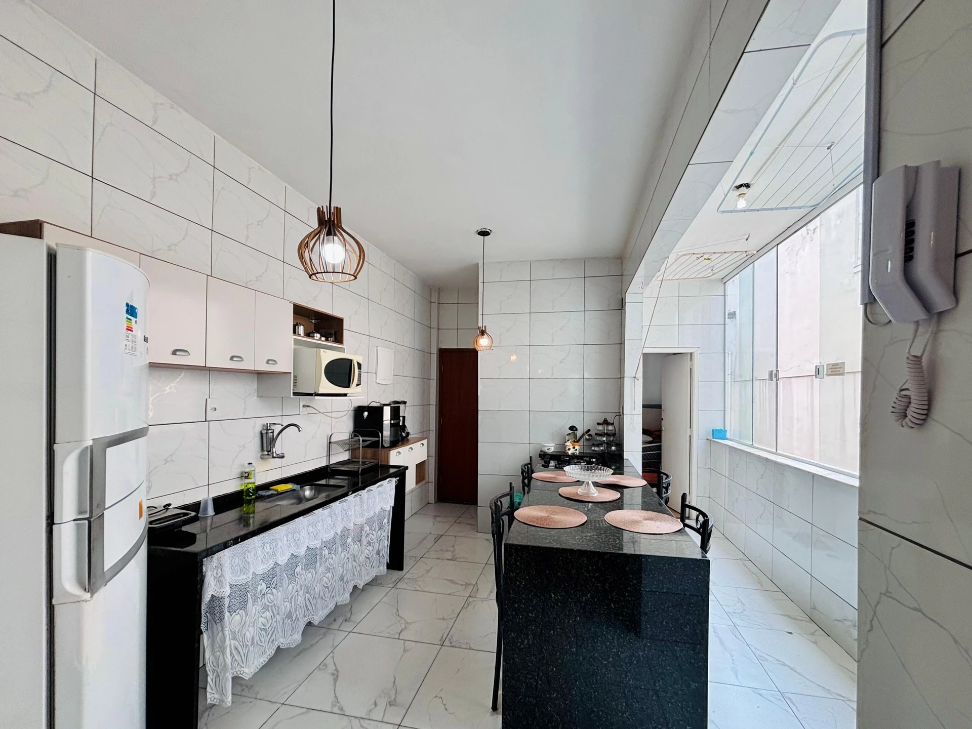 3-bedroom apartment with a water view — photo 2