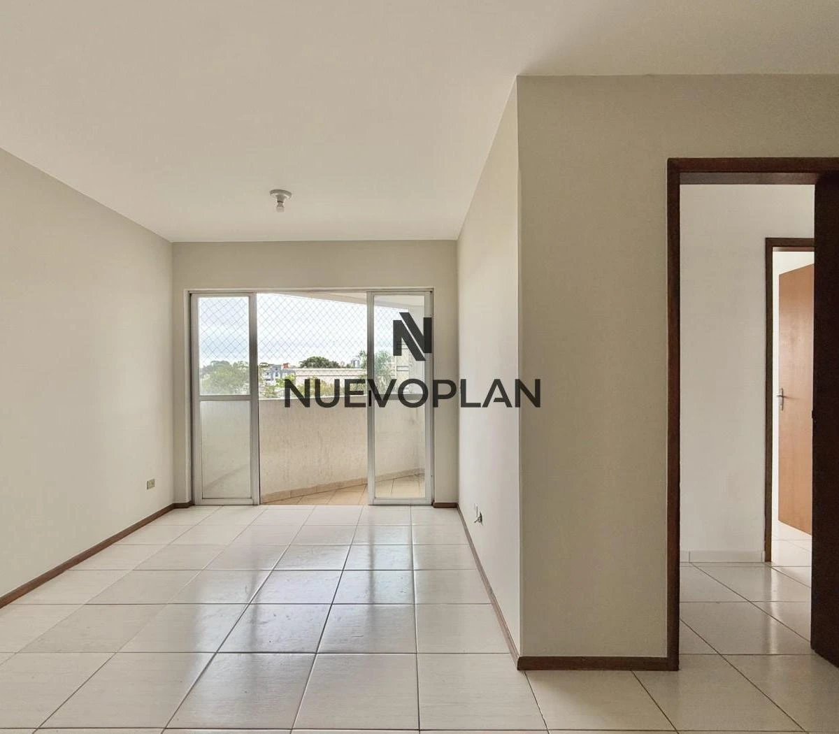3-bedroom apartment, 1 with its own bathroom, 84 m² — photo 8