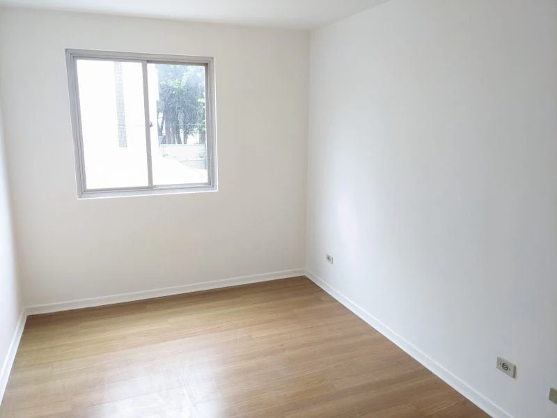 Apartment with open-plan gas kitchen and 2 bedrooms — photo 15