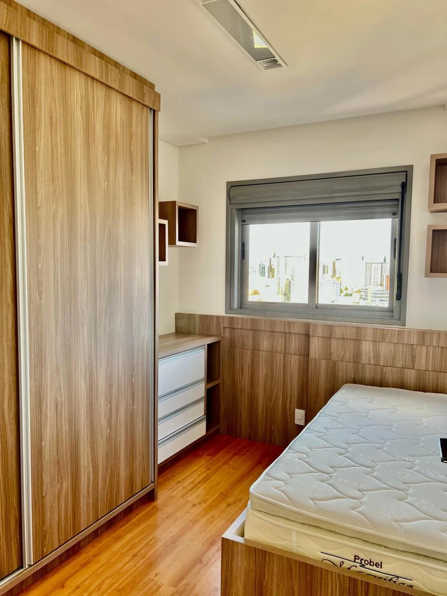 Apartamento de 190 m² con 3 dormitorios y ventanales amplios — photo 2