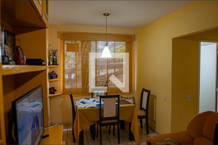 Apartamento amueblado de 2 dormitorios y cocina aparte — photo 13