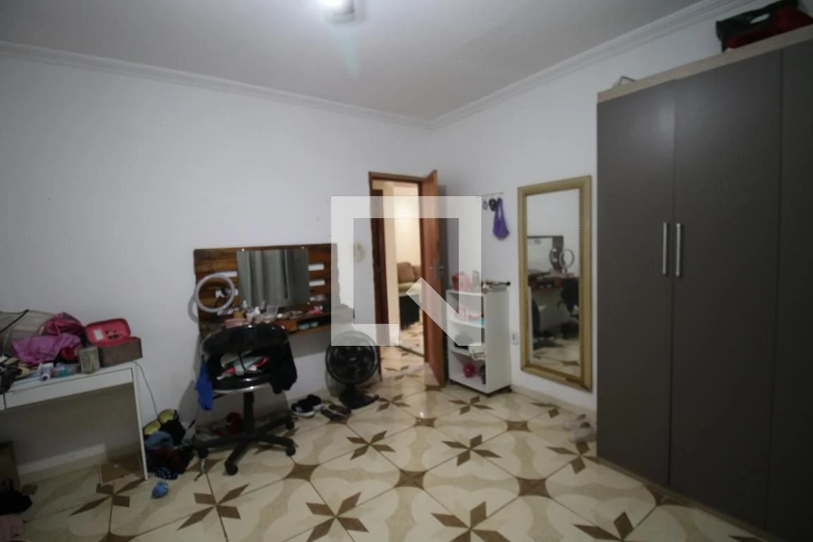 Casa mobiliada com 3 quartos, 1 banheiro e jardim privativo — photo 23