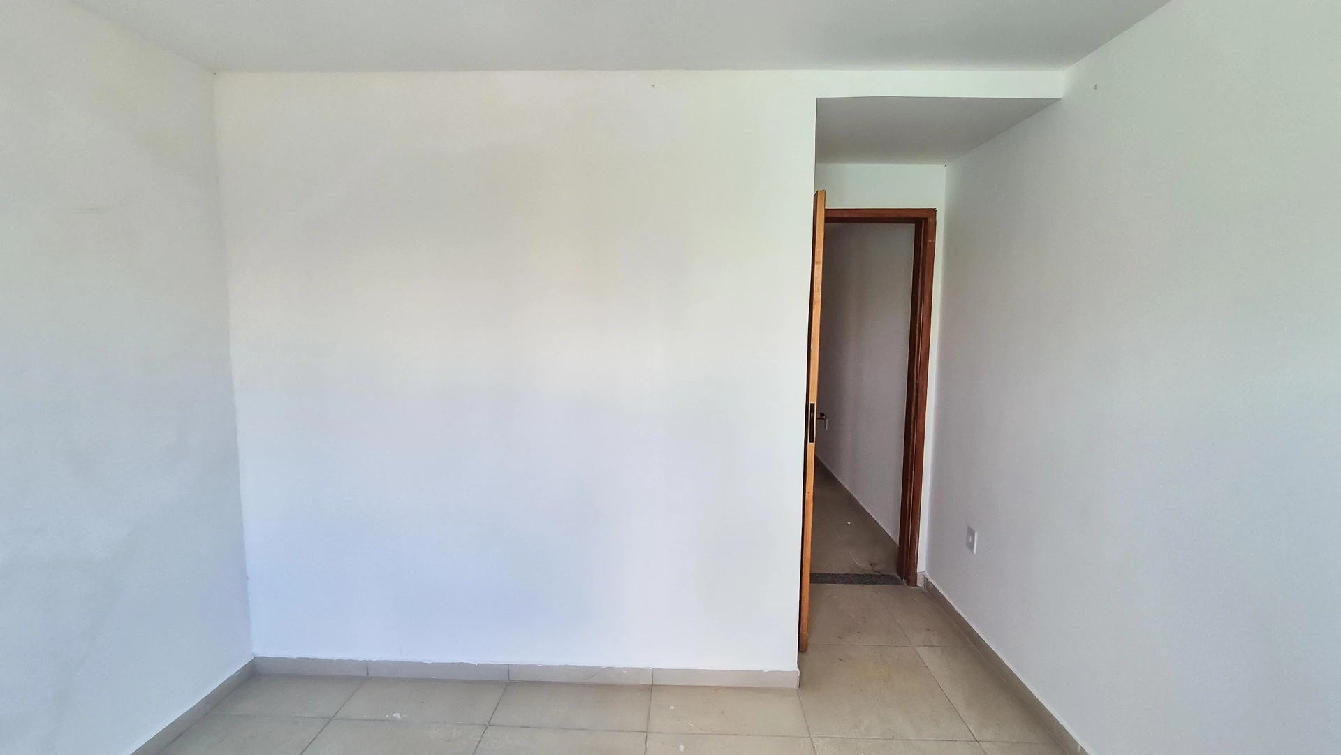 2-bedroom apartment with open-plan kitchen — photo 26