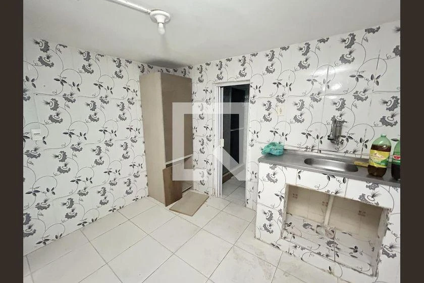Casa de 60 m² com 2 quartos e sem vaga de garagem