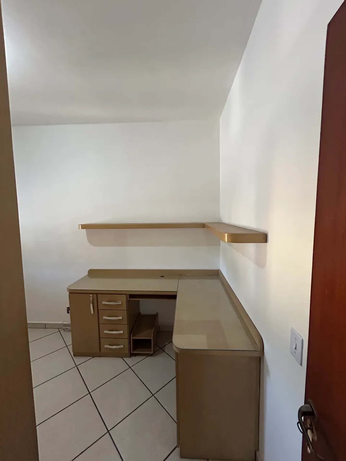 2-bedroom apartment with tile flooring — photo 21