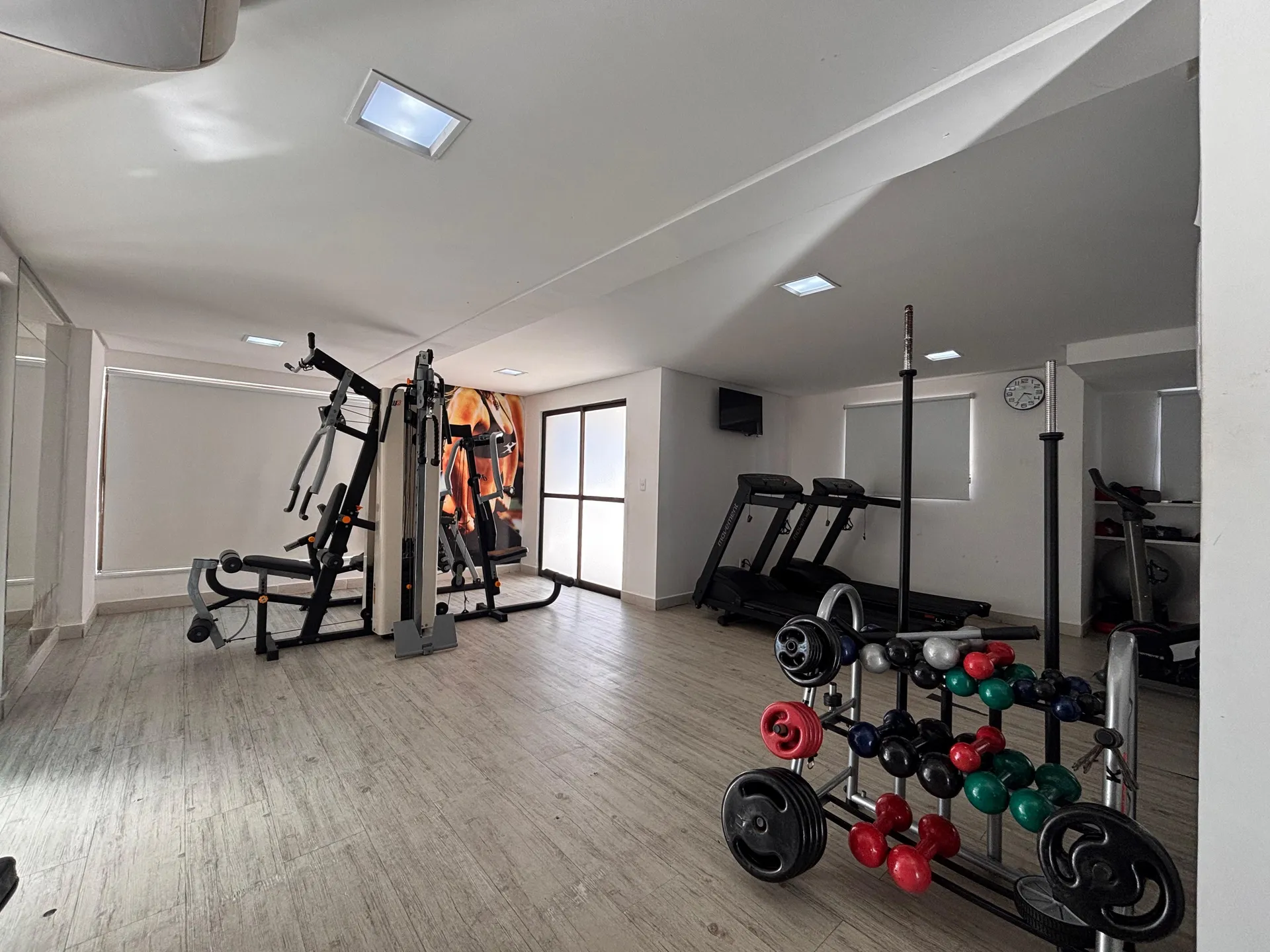 3-bedroom apartment in a building with a sauna — photo 10