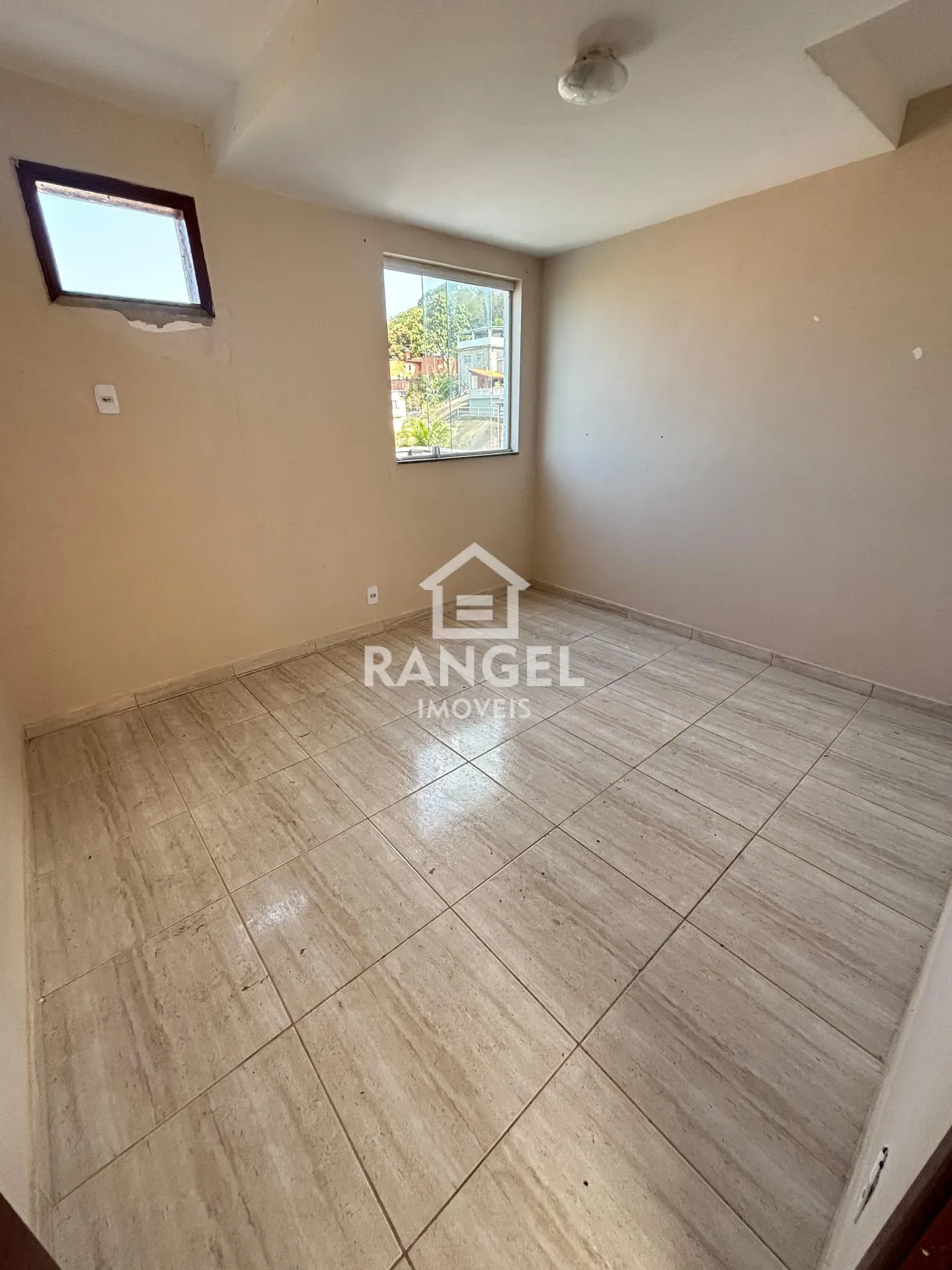 Vista a la montaña y 2 dormitorios: departamento de 76 m² — photo 3