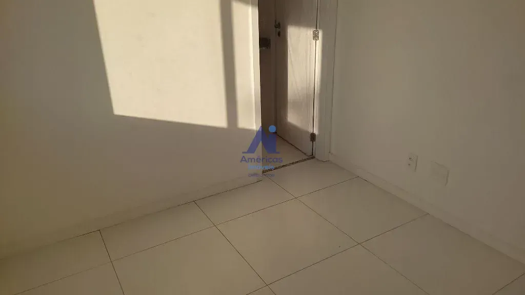 4-bedroom 178 m² apartment with 2 parking spots and balcony — photo 17