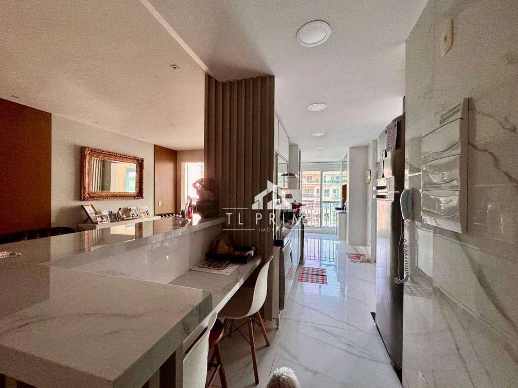 Furnished penthouse with 205 m², 3 bedrooms and 2 suites — photo 2