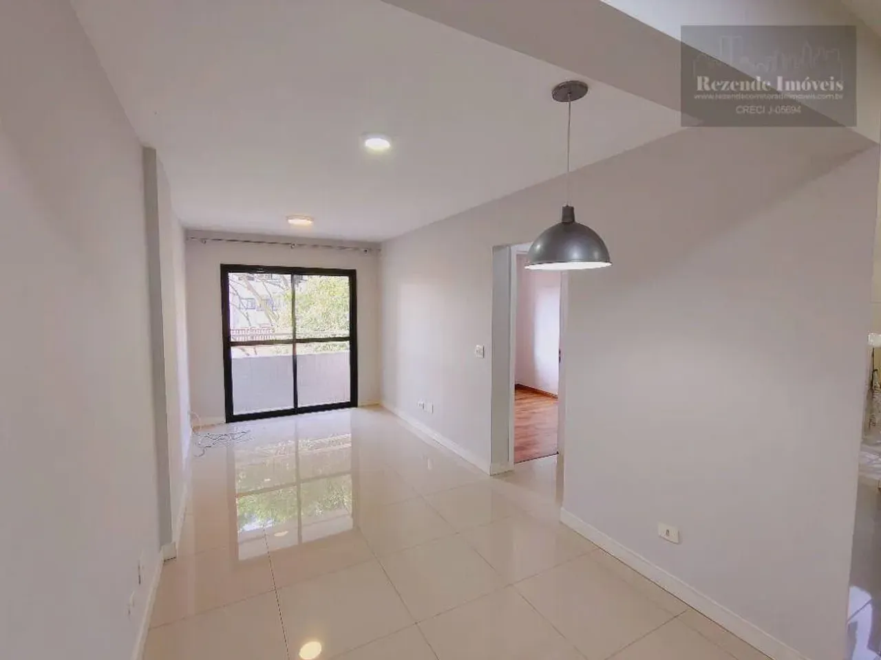 Apartamento de 2 dormitórios com varanda e churrasqueira — photo 3