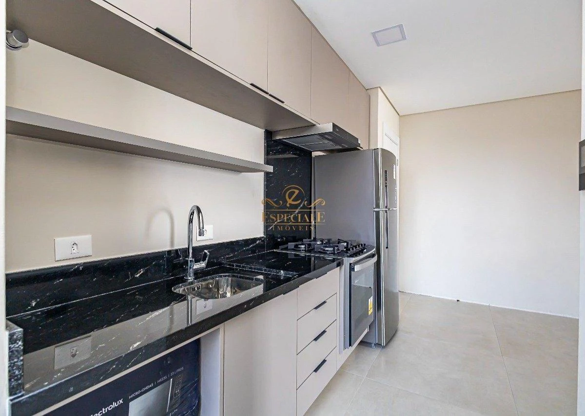 Apartamento de 2 quartos com varanda gourmet, Seminário
