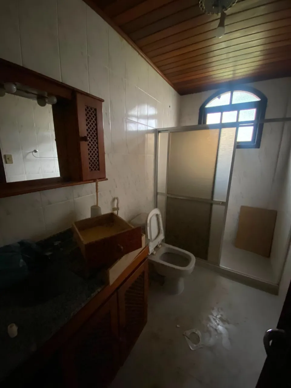 House with a closed kitchen, 2 bedrooms and 2 baths — photo 4