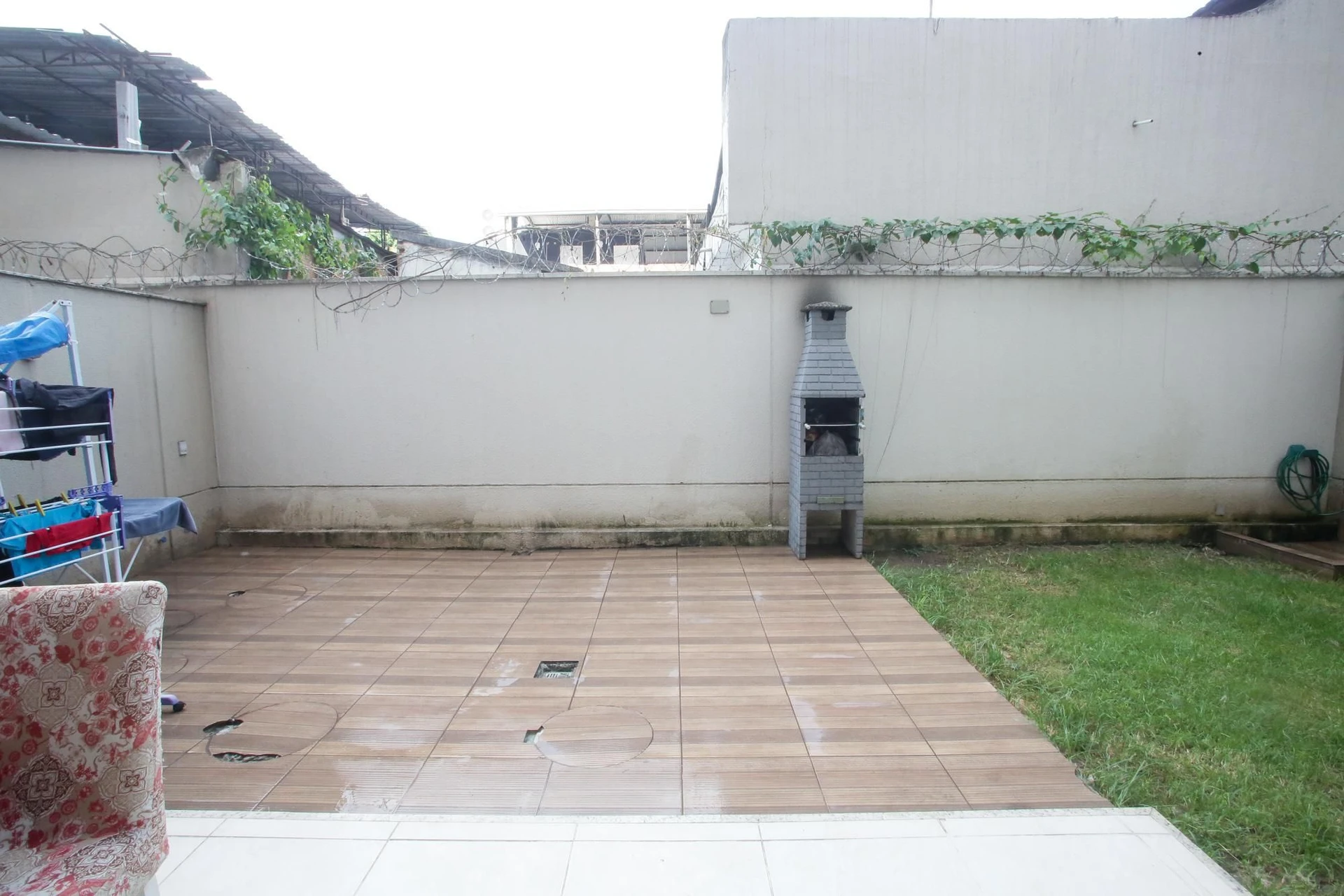 Furnished apartment with 2 bedrooms and open-plan gas kitchen — photo 27