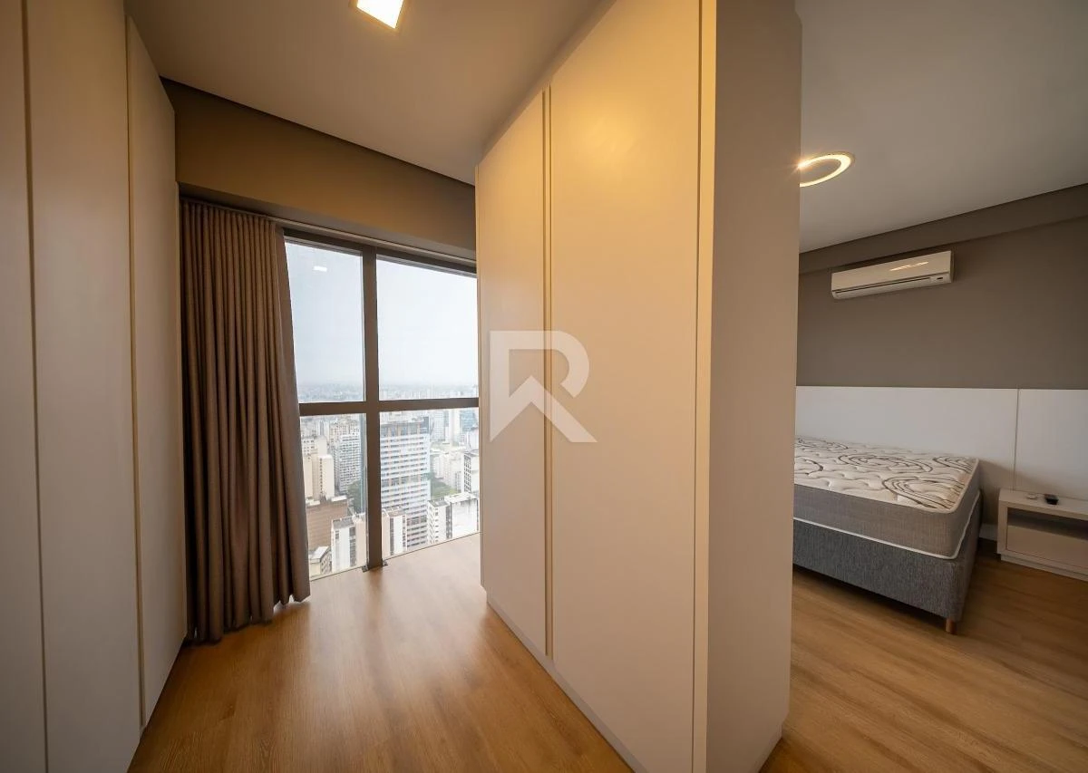 Floor-to-ceiling windows in a 2-bedroom apartment, 109 m² — photo 22