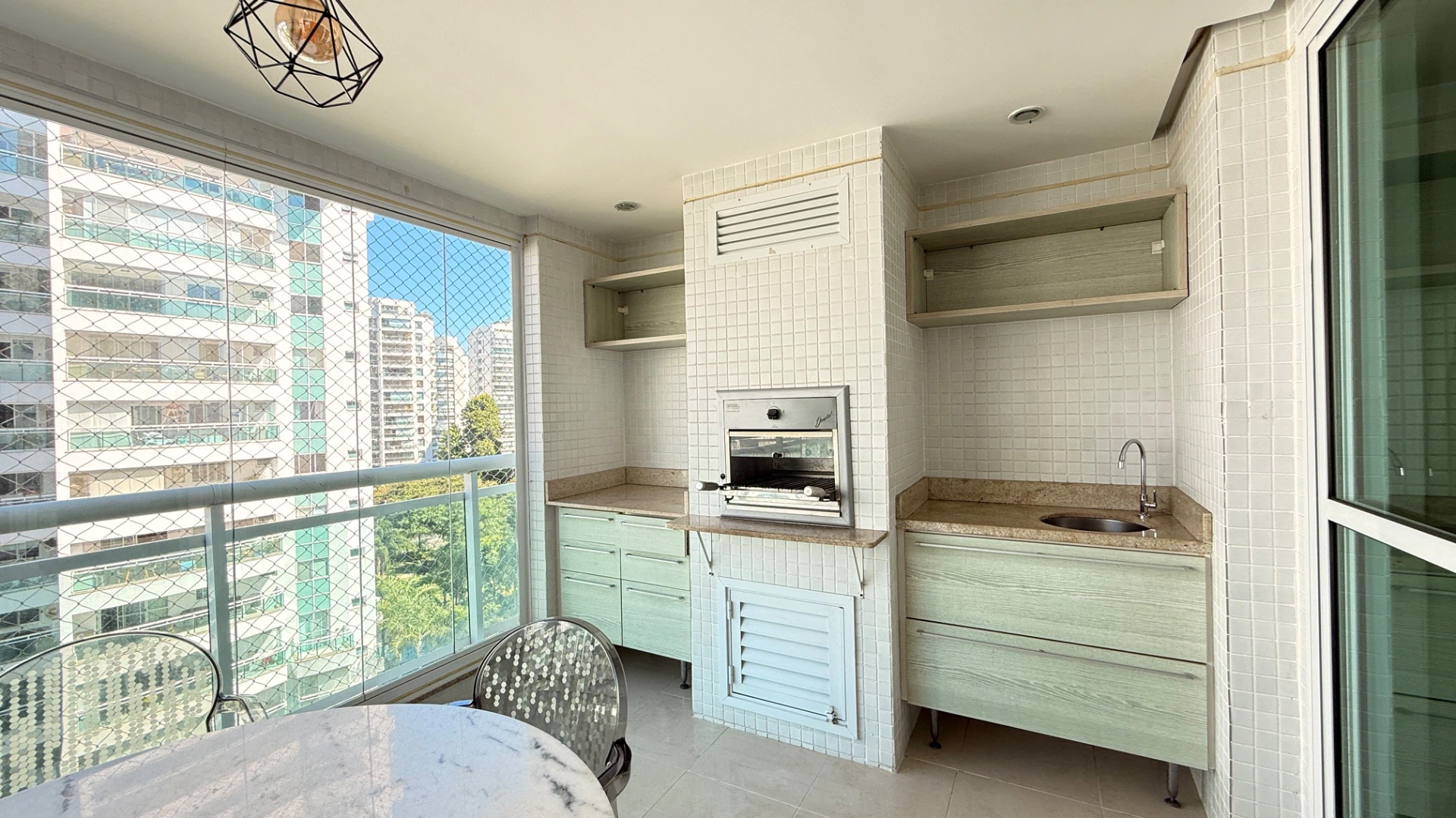 4-bedroom apartment with a gourmet balcony and 160 m² — photo 7