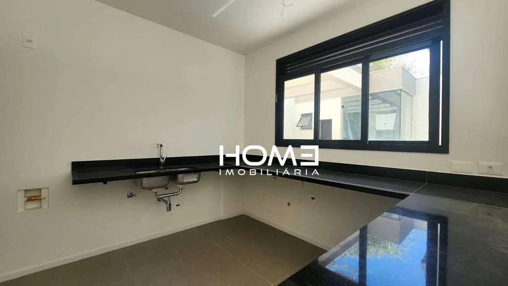 Casa com 4 suítes e 450 m² com 4 vagas — photo 9