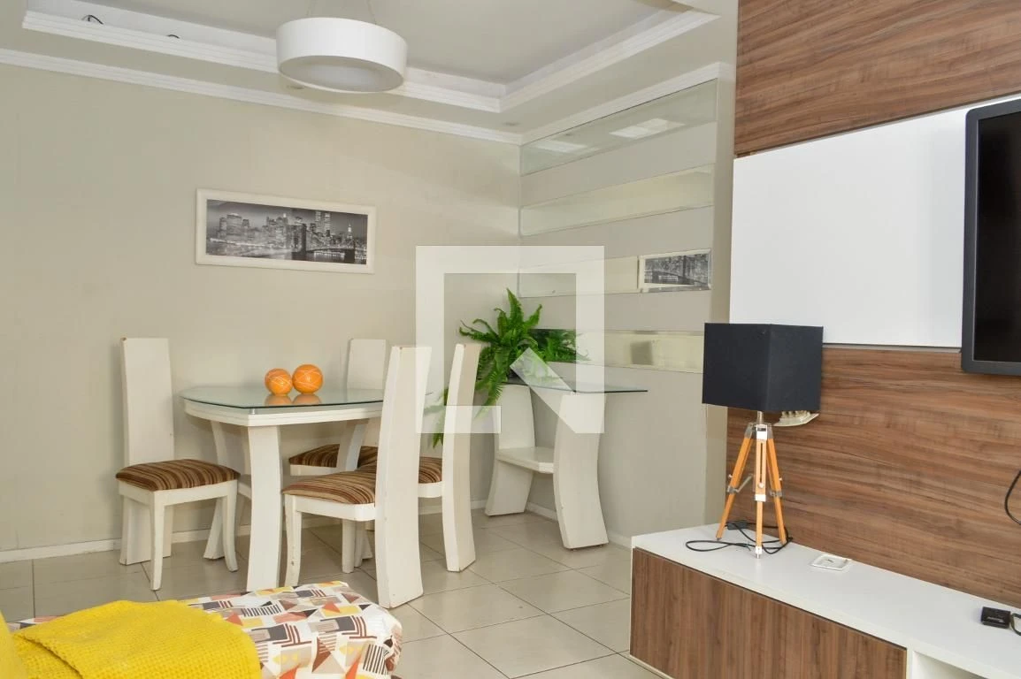 Floor-to-ceiling windows in a 2-bedroom apartment, 60 m² — photo 38