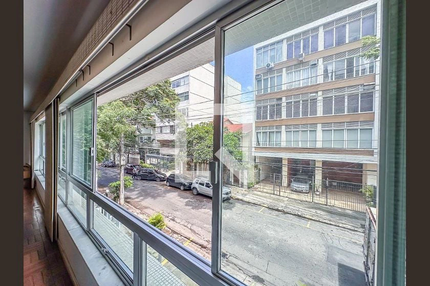 Apartamento de 4 habitaciones con 221 m² y 2 plazas — photo 14