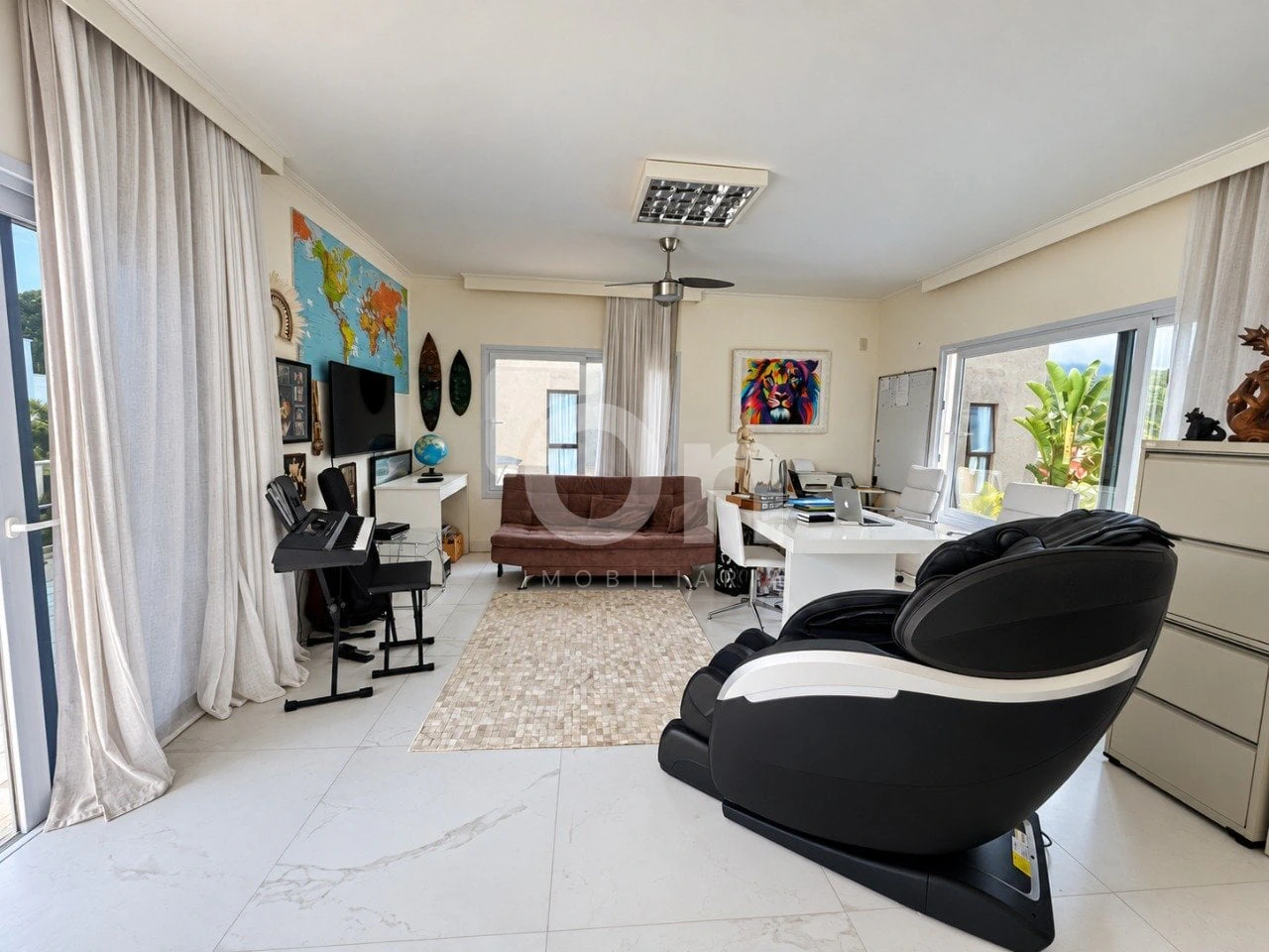 Furnished house, 360 m², with a mountain view — photo 16