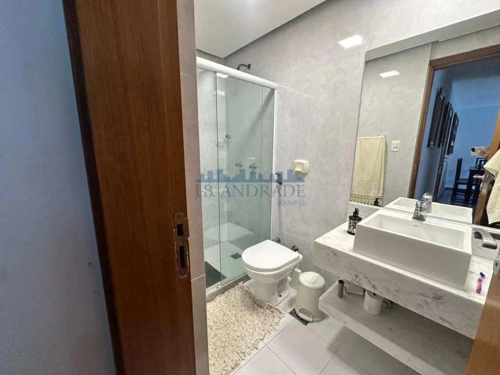 Furnished apartment with 3 bedrooms and 87 m² — photo 11