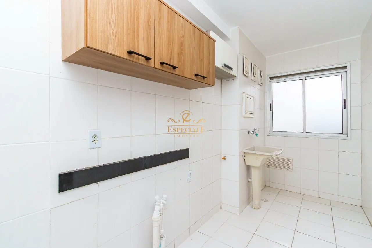 2-bedroom apartment with a balcony and parking spot — photo 9
