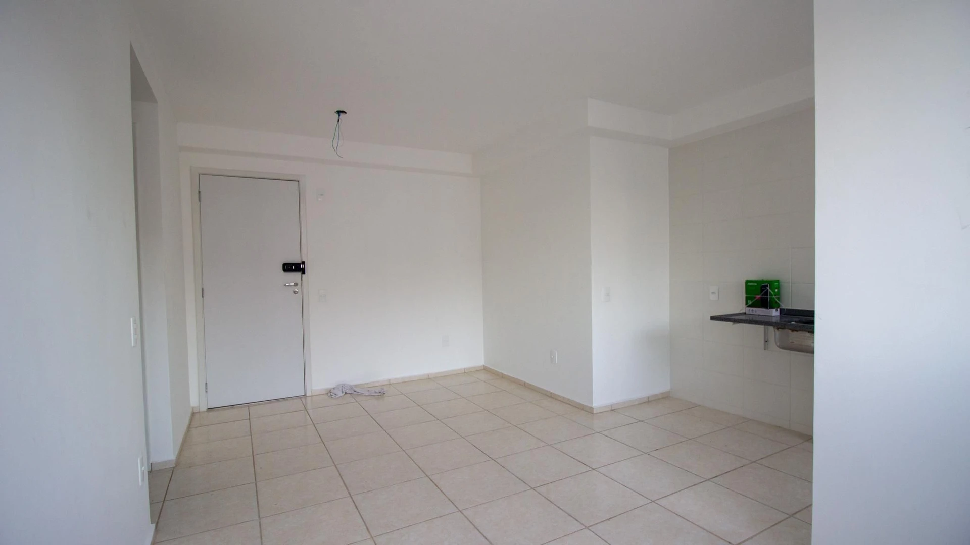 Home office in a 2-bedroom apartment, 45 m² — photo 8