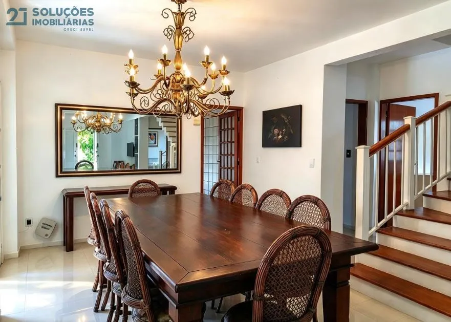 Casa de 4 quartos com janelas do piso ao teto, Jurerê — photo 12