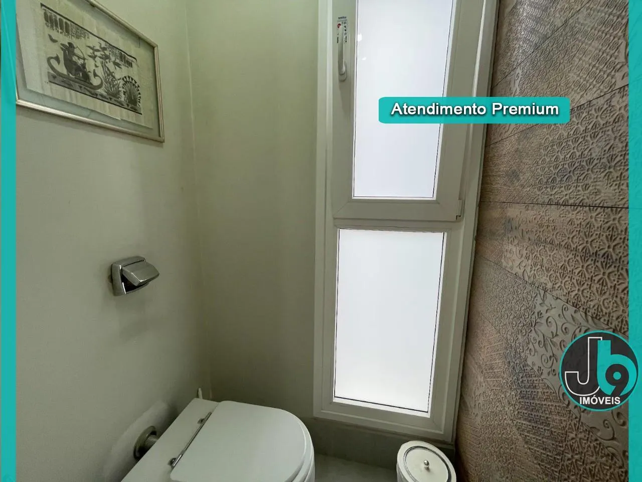 389 m² house with 4 bedrooms and an open-plan kitchen — photo 51