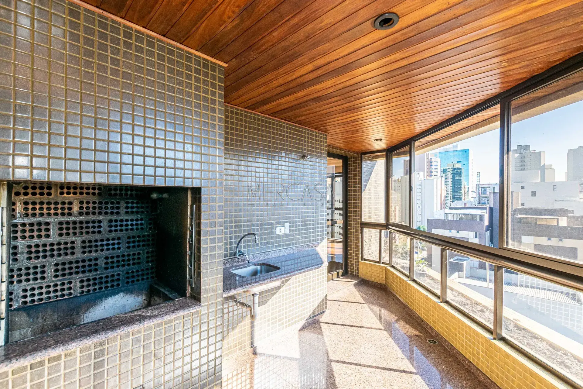 Apartamento com 3 quartos, 5 banheiros e 4 vagas — photo 16