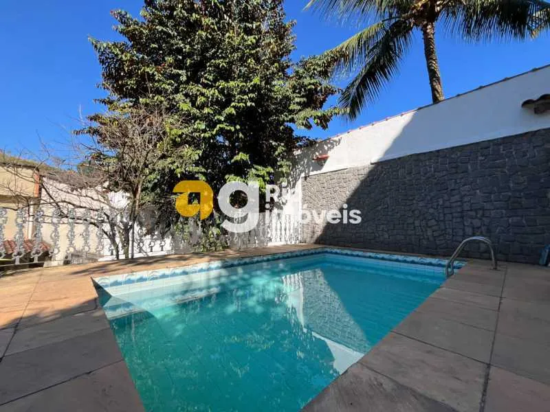 Casa com 3 quartos, 3 banheiros e 4 vagas — photo 17