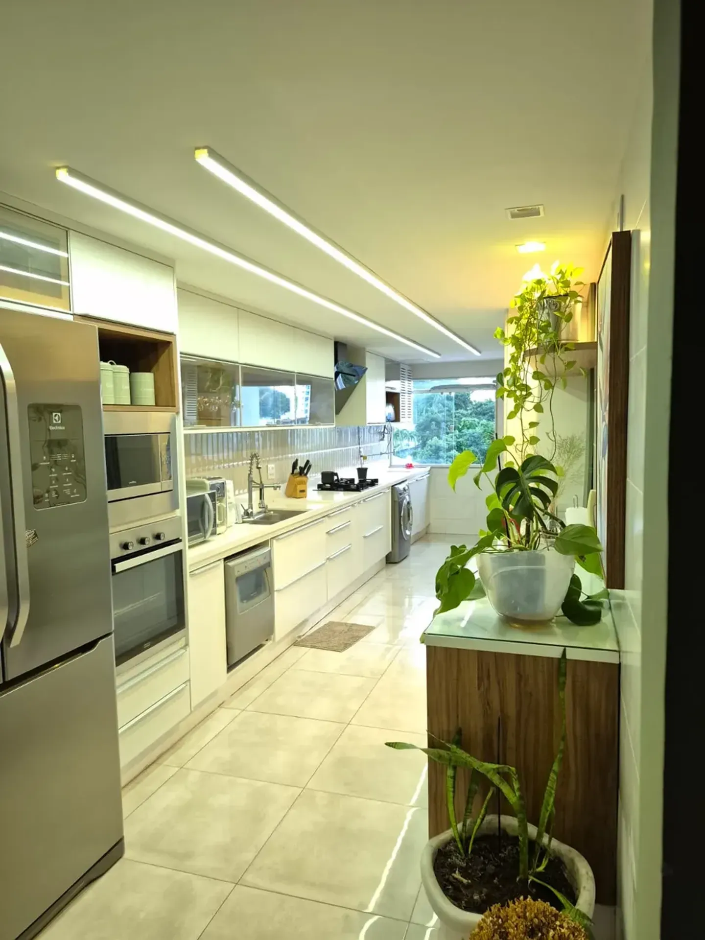 Apartamento mobiliado com 151 m², 3 quartos e cozinha integrada — photo 3