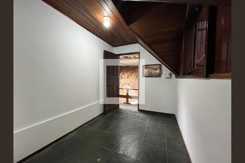 Casa com 2 quartos e varanda, 50 m² — photo 11