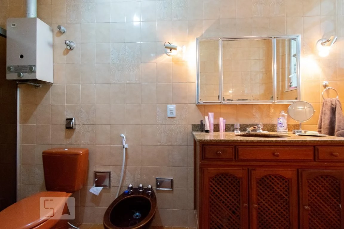Furnished 4-bedroom house with private garden — photo 59