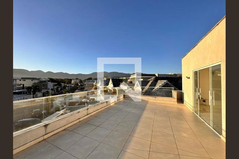 Casa para alugar com 6 quartos e 297 m², cozinha integrada — photo 12