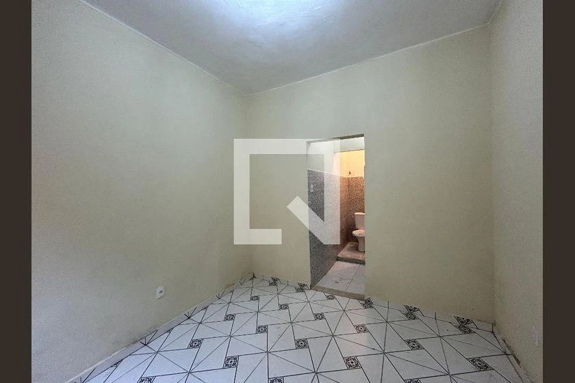 Apartamento de 1 dormitorio de 25 m² con ducha eléctrica — photo 14