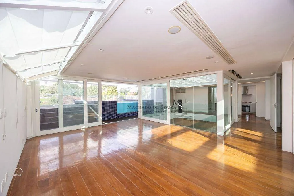 Casa para alugar com 4 dormitórios e 4 banheiros — photo 24