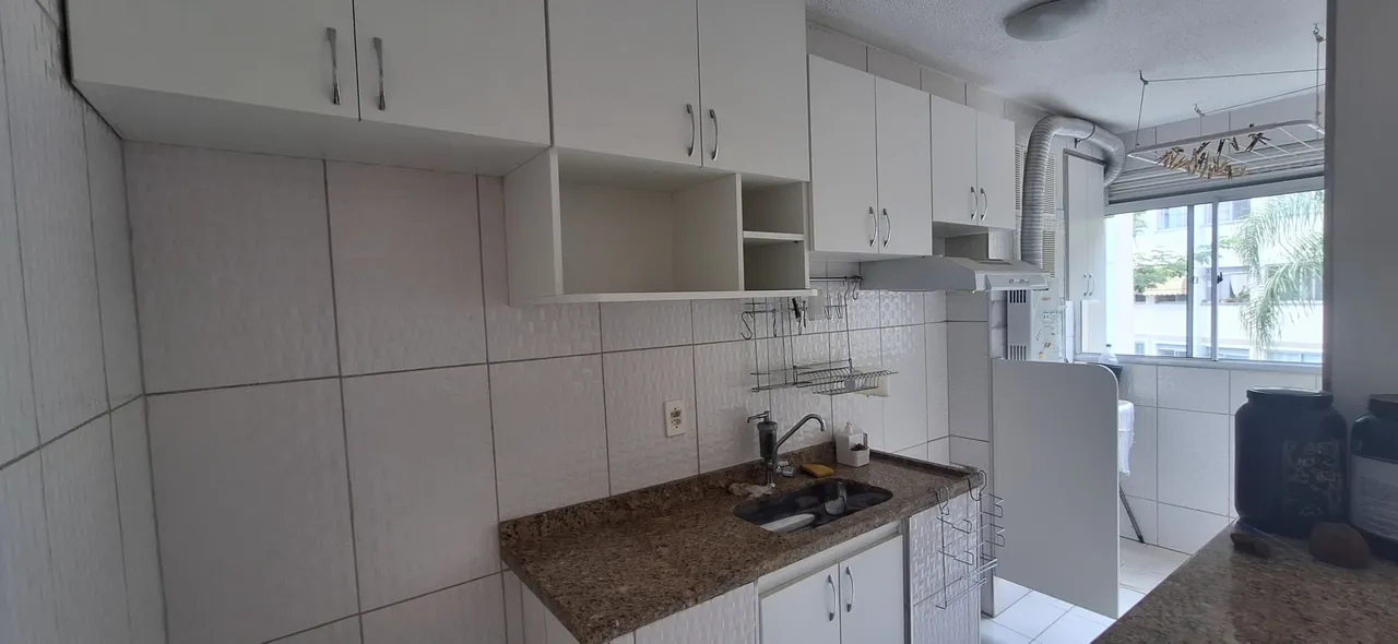 Apartment with 2 bedrooms and an open-plan kitchen — photo 2