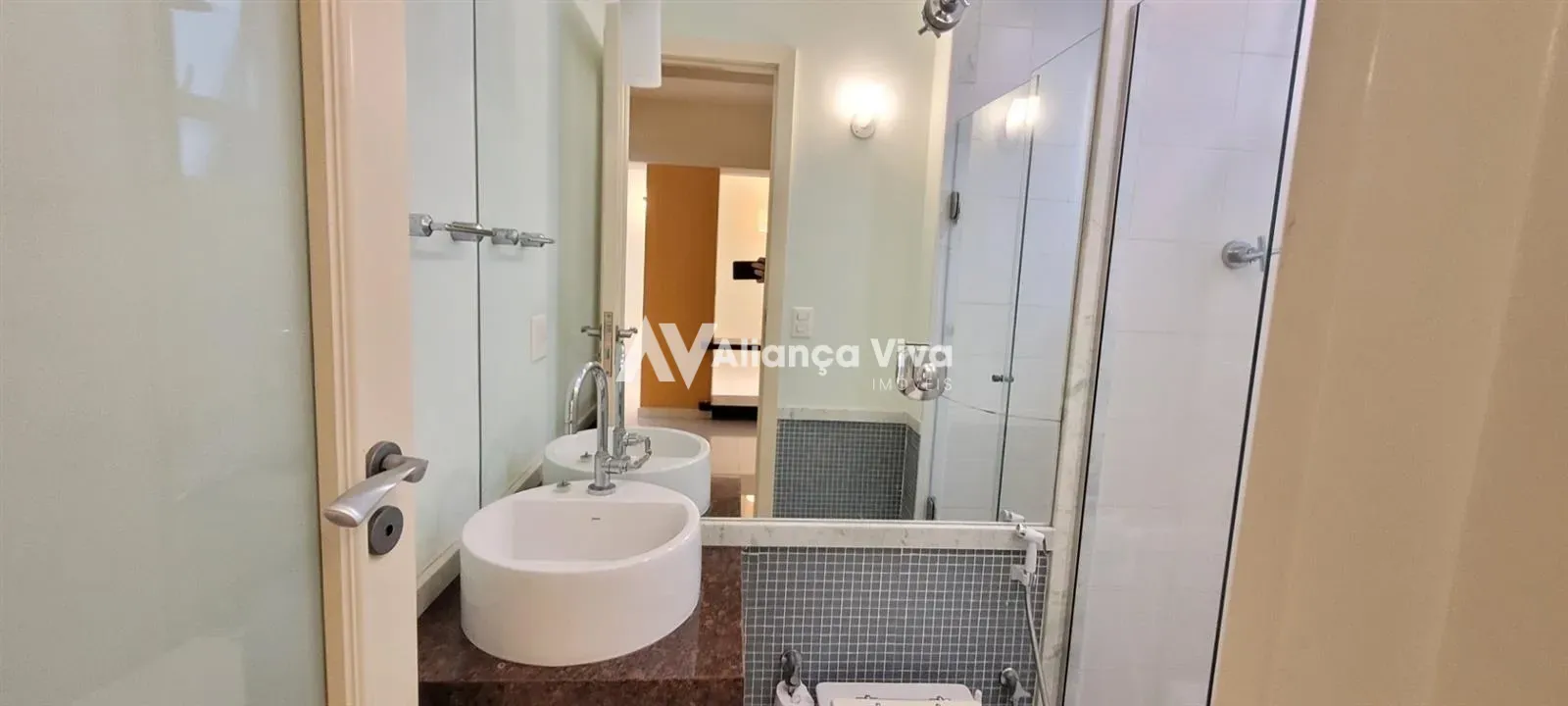 96 m² unfurnished apartment with 2 bedrooms and suite — photo 34
