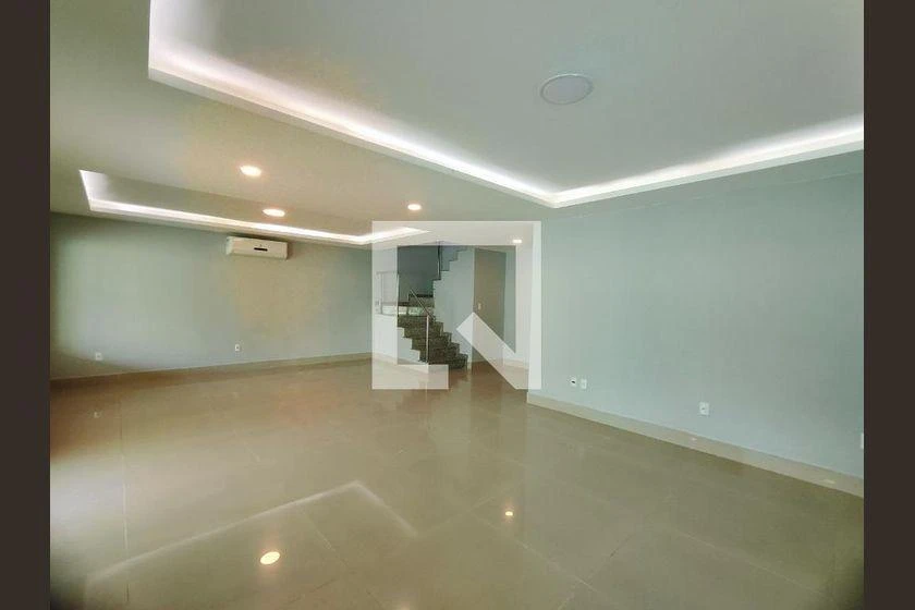 Rental apartment with 4 en-suite bedrooms and 350 m² — photo 21